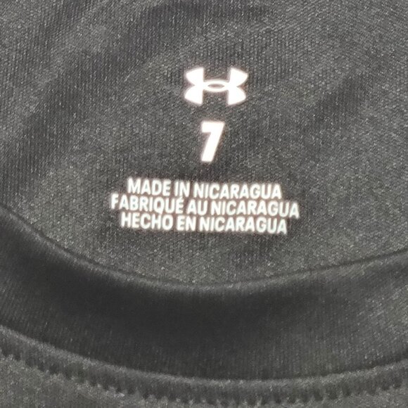 Under Armour Boys Short Sleeve T-Shirt Size 7 Black Polyester Graphic Tee - Picture 3 of 9